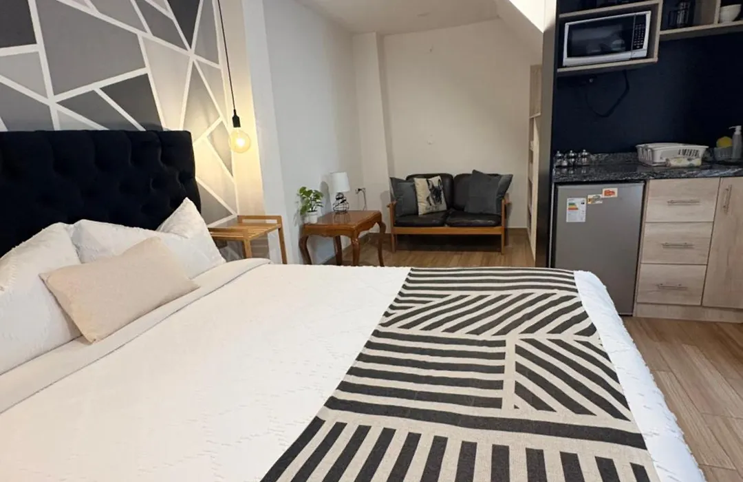 Blacky Hostel And Apartments (Adults Only)-1